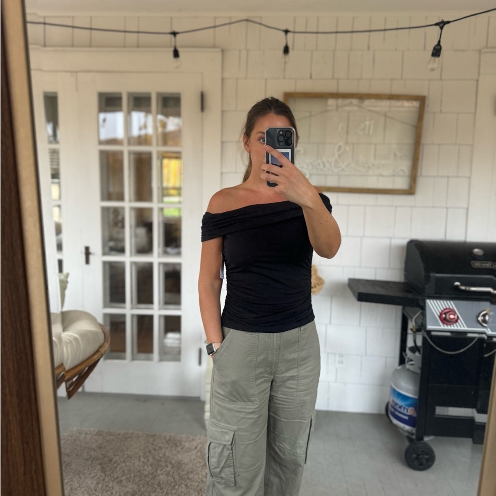 Abercrombie of the shoulder black top